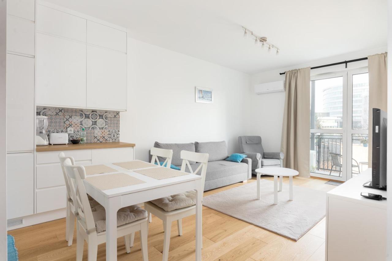 ורשה Budki Szczesliwickie Business Apartment מראה חיצוני תמונה